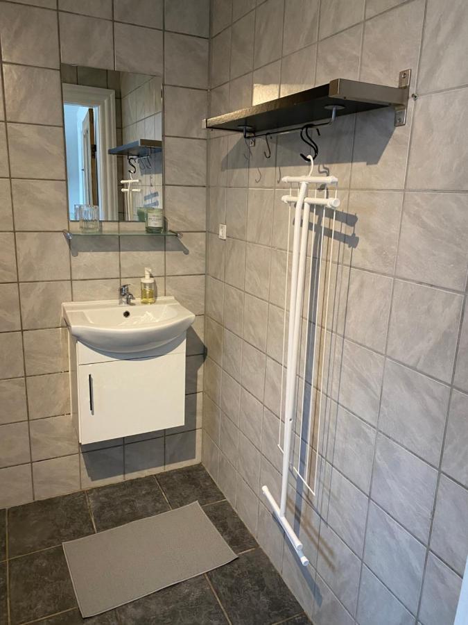 Apt17 - Just Outside Of - Rural And Quiet Surroundings